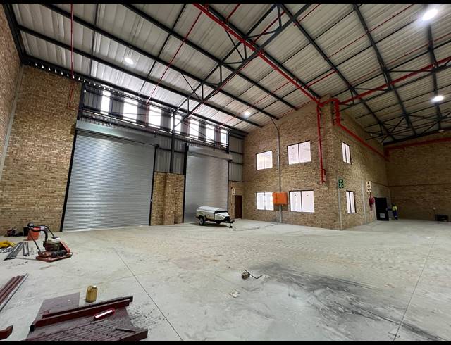 2,317M² WAREHOUSE TO LET IN MULDERSDRIFT